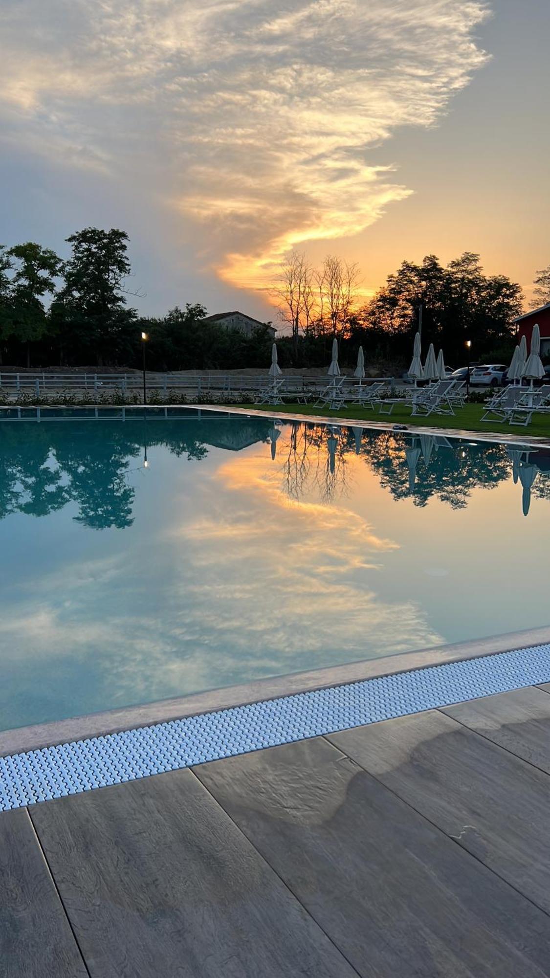 Ll Crinale Village Colli del Tronto Zewnętrze zdjęcie